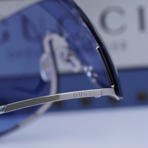 Gucci GG1560S 003 Shield Sunglasses - Silver/Blue - Picture 6 of 10
